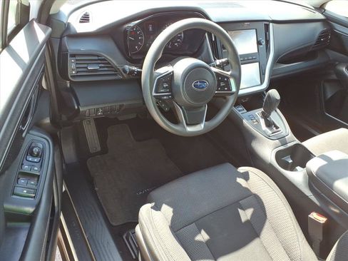 Used 2021 Subaru Outback AWD/4WD image 17