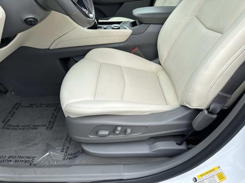 Used 2024 Cadillac XT6 Premium Luxury w/ LPO, Floor Liner Package AWD/4WD image 12