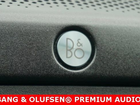 Used 2020 Ford F150 Lariat w/ Equipment Group 502A Luxury image 17