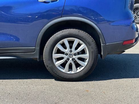 Used 2020 Nissan Rogue SV AWD/4WD image 22