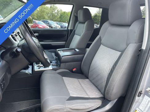Used 2016 Toyota Tundra SR5 w/ TRD Off Road Package AWD/4WD image 12
