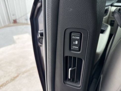 New 2026 Honda Odyssey EX-L image 18