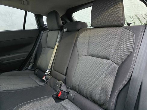 Used 2024 Subaru Crosstrek 2.0i Premium image 19