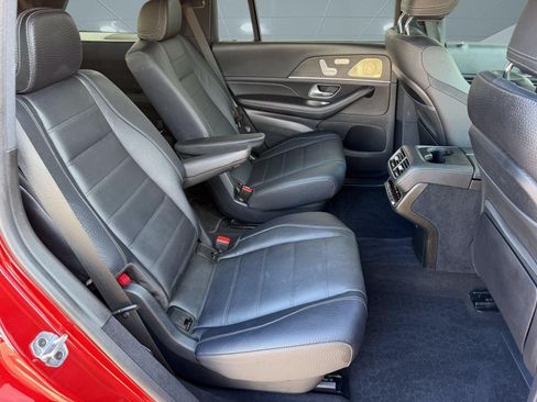 Certified 2024 Mercedes-Benz GLS 580 4MATIC image 34