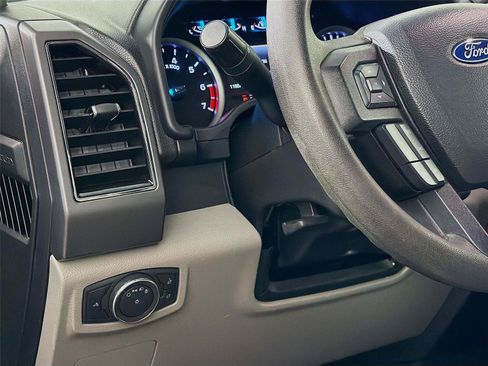 Used 2019 Ford F250 XLT AWD/4WD image 17