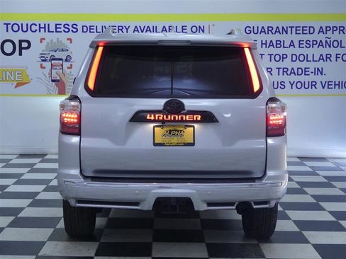 Used 2024 Toyota 4Runner Limited image 4
