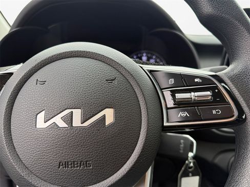 Certified 2023 Kia Forte LXS w/ LXS Technology Package image 26