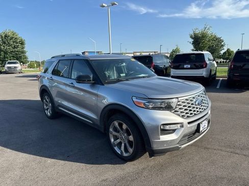 Used 2020 Ford Explorer Platinum w/ Premium Technology Package AWD/4WD image 1