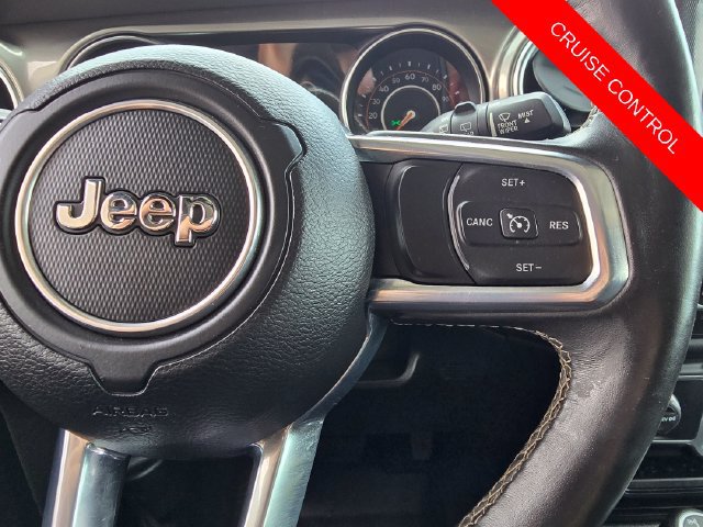 Used 2019 Jeep Wrangler Unlimited Sahara w/ Cold Weather Group AWD/4WD image 15