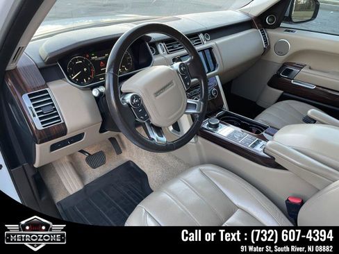 Used 2016 Land Rover Range Rover HSE image 20