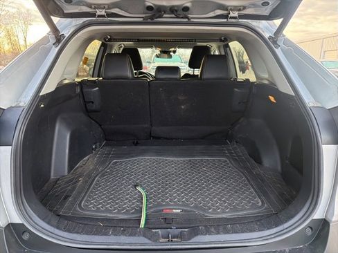 Used 2020 Toyota RAV4 XLE image 14