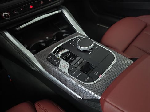 Used 2025 BMW 440i xDrive Coupe w/ Premium Package image 28