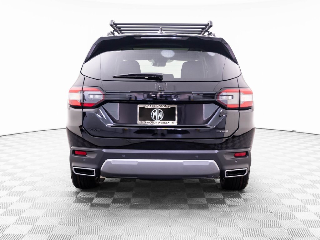 New 2026 Honda Pilot Touring image 4