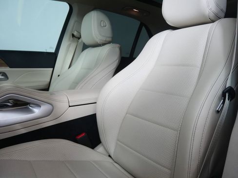 Used 2022 Mercedes-Benz GLE 350 4MATIC image 10