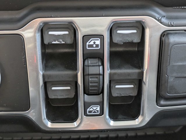 Used 2022 Jeep Gladiator Sport AWD/4WD image 23