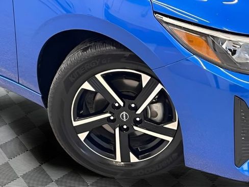 Used 2025 Nissan Sentra SV FWD image 29