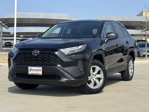 Used 2024 Toyota RAV4 LE image 2