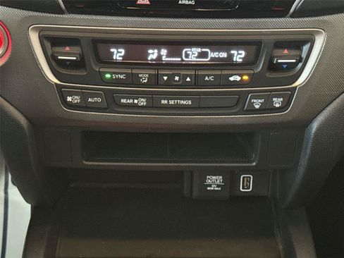 Used 2023 Honda Ridgeline Sport image 16