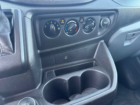 Used 2018 Ford Transit 250 130 Low Roof w/ Exterior Upgrade Package RWD image 17