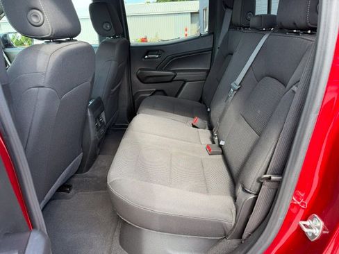 Used 2024 GMC Canyon Elevation w/ Convenience Package AWD/4WD image 14