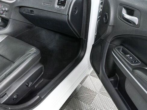 Used 2021 Dodge Charger SXT w/ Leather Interior Group RWD image 25