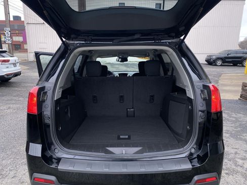 Used 2015 GMC Terrain SL image 16