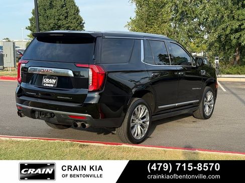 Used 2021 GMC Yukon Denali w/ Denali Premium Package AWD/4WD image 7