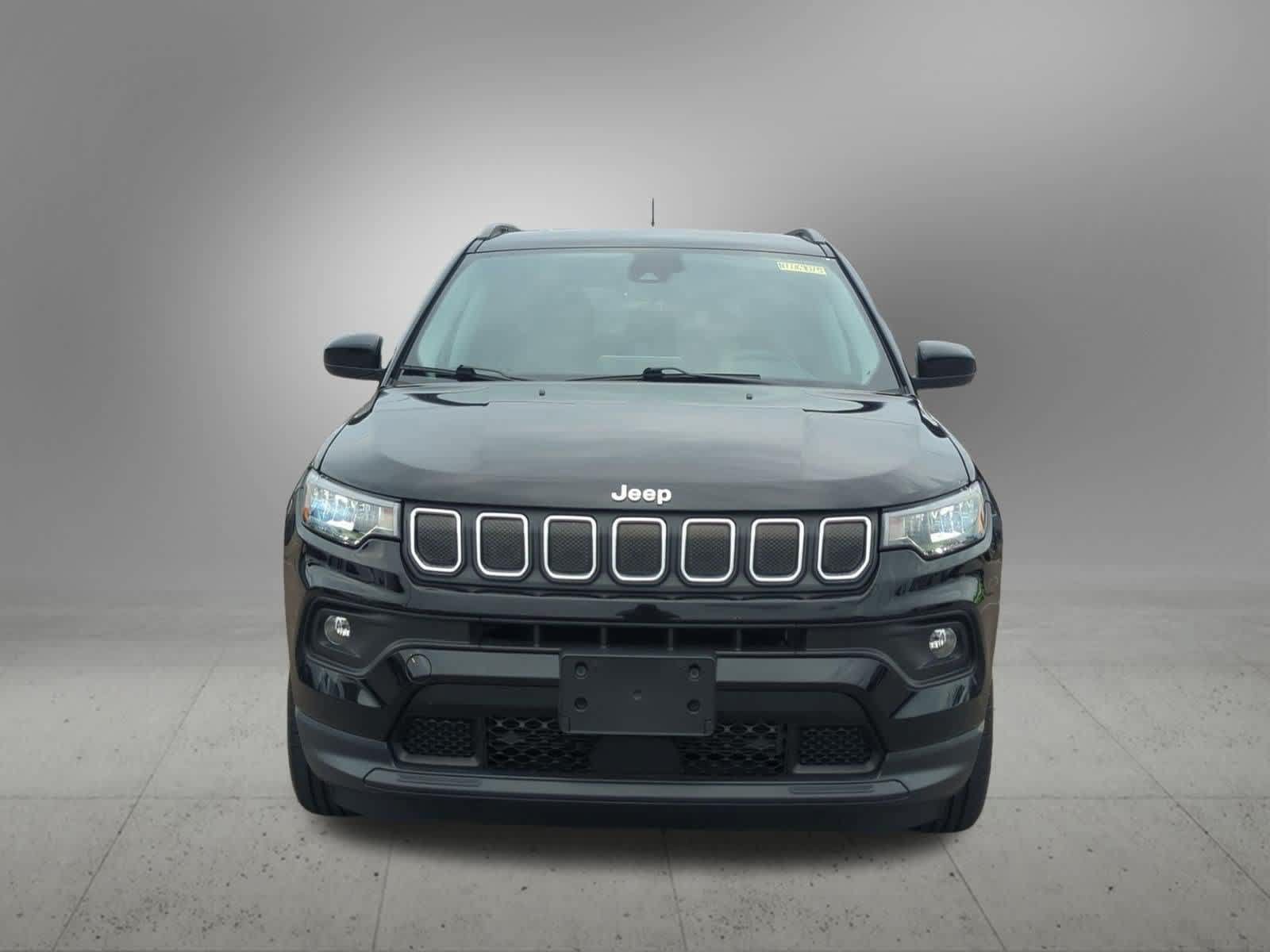 Used 2022 Jeep Compass Latitude w/ Convenience Group AWD/4WD image 9