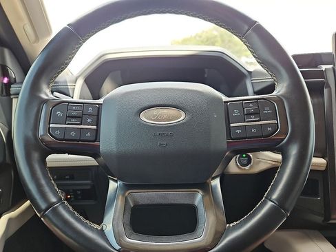 Used 2023 Ford Expedition Max Platinum RWD image 30