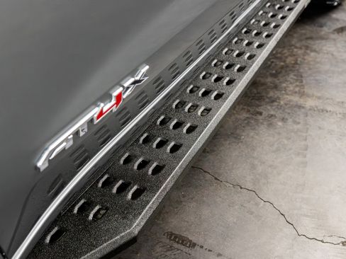 Used 2023 GMC Sierra 1500 AT4X w/ AT4X AEV Edition image 14