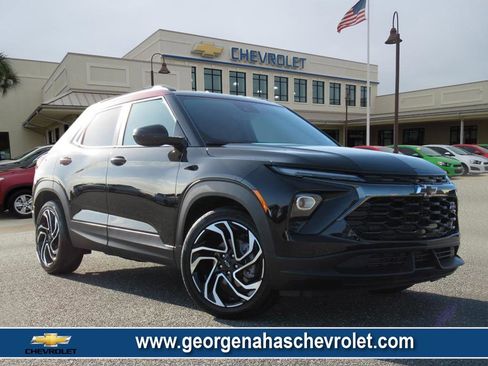 Used 2024 Chevrolet TrailBlazer RS w/ Convenience Package image 1