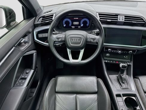 Used 2021 Audi Q3 2.0T Premium w/ Convenience Package AWD/4WD image 10