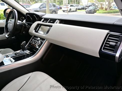 Used 2016 Land Rover Range Rover Sport HSE AWD/4WD image 50