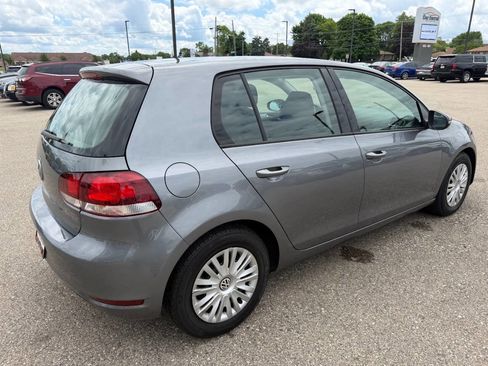 Used 2014 Volkswagen Golf 4-Door FWD image 5