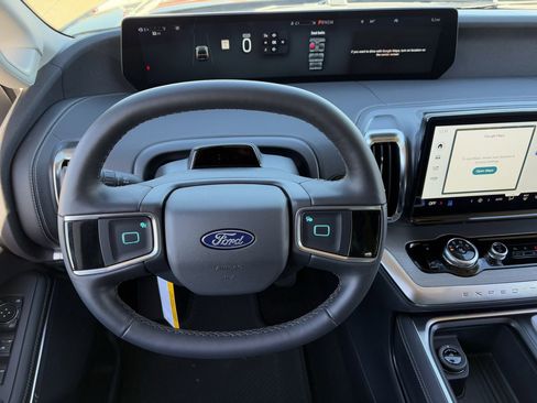 New 2026 Ford Expedition Max Platinum w/ Driver's Package image 13