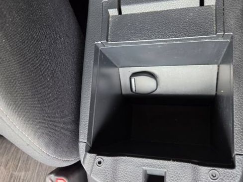 Used 2014 Nissan Sentra SV FWD image 22