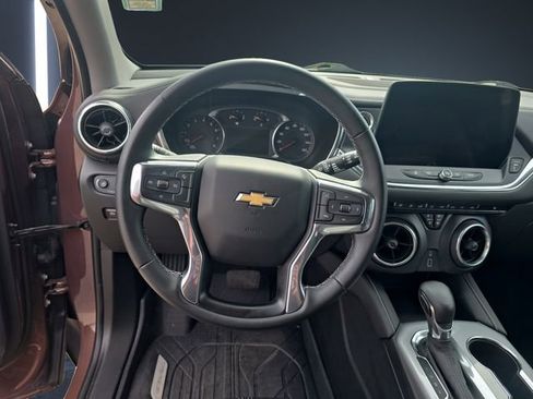 Used 2023 Chevrolet Blazer LT w/ Midnight/Sport Edition FWD image 12