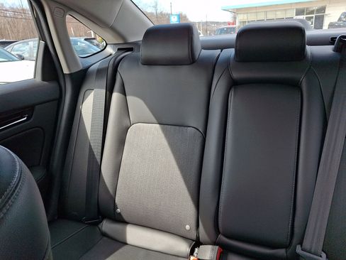 Certified 2024 Honda Civic Touring image 18