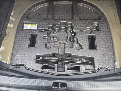 Used 2018 Toyota Camry XSE image 30