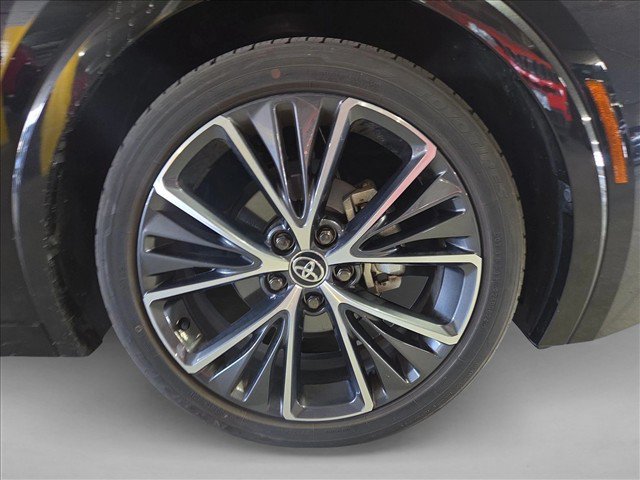 Certified 2024 Toyota Prius XLE FWD image 21