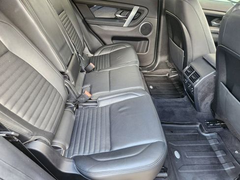 Used 2020 Land Rover Discovery Sport S image 31