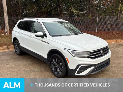 Used 2024 Volkswagen Tiguan SE image 4