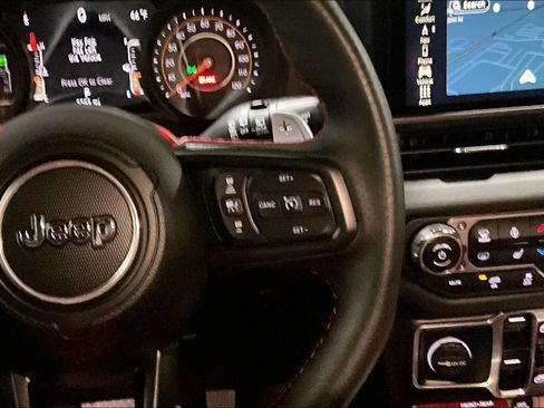 Used 2024 Jeep Wrangler Unlimited Rubicon 392 image 25