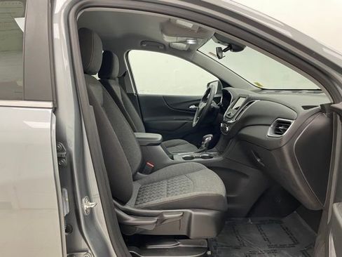 Used 2024 Chevrolet Equinox LT AWD/4WD image 16