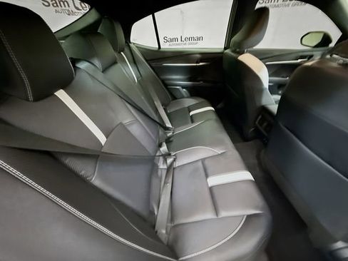 Used 2025 Toyota Camry SE image 26