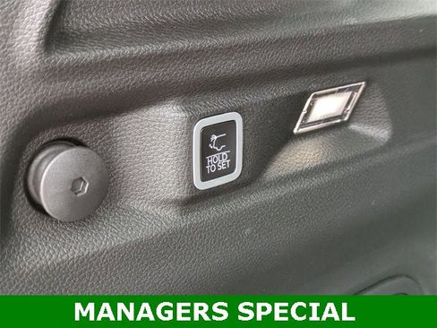 New 2025 Jeep Grand Cherokee L Limited w/ Black Appearance Package image 29