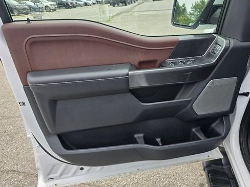 Used 2023 Ford F150 Lariat image 10