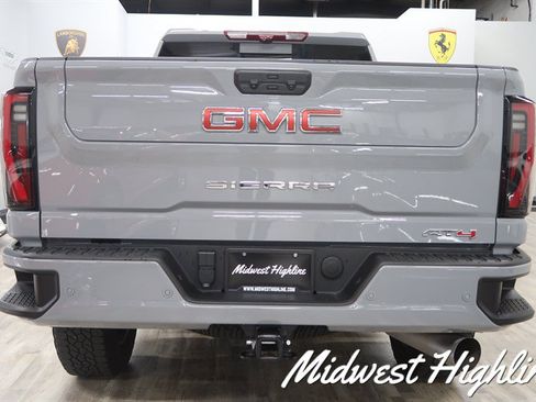 Used 2025 GMC Sierra 2500 AT4 w/ AT4 Premium Plus Package AWD/4WD image 20