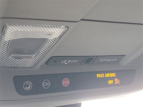 Certified 2020 GMC Terrain SLE w/ Driver Convenience Package image 29