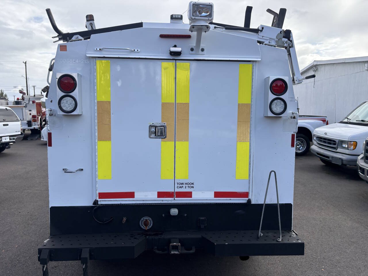 Used 2013 Chevrolet Silverado 3500 W/T RWD image 6